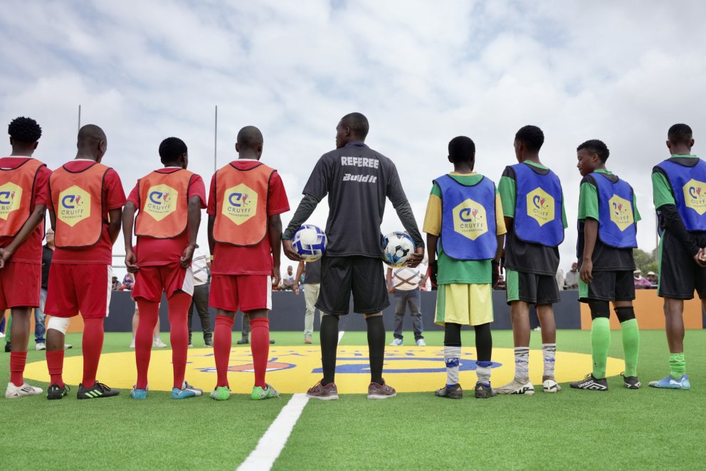 Cruyff Court Thembalethu Michael Jessurun Okt 2025 2