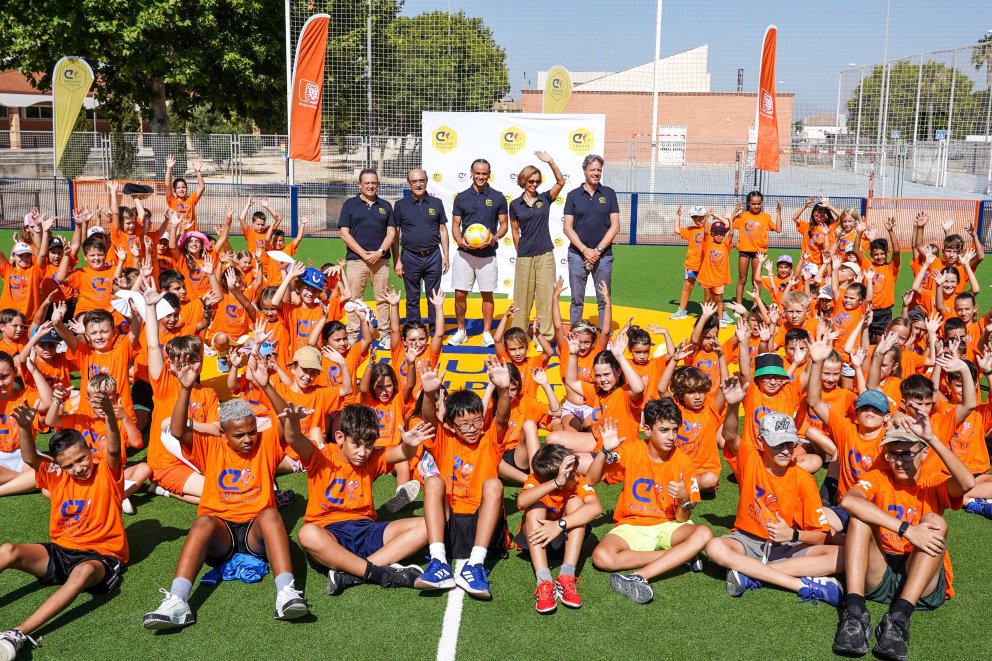 Cruyff Court Xavi Simons 002