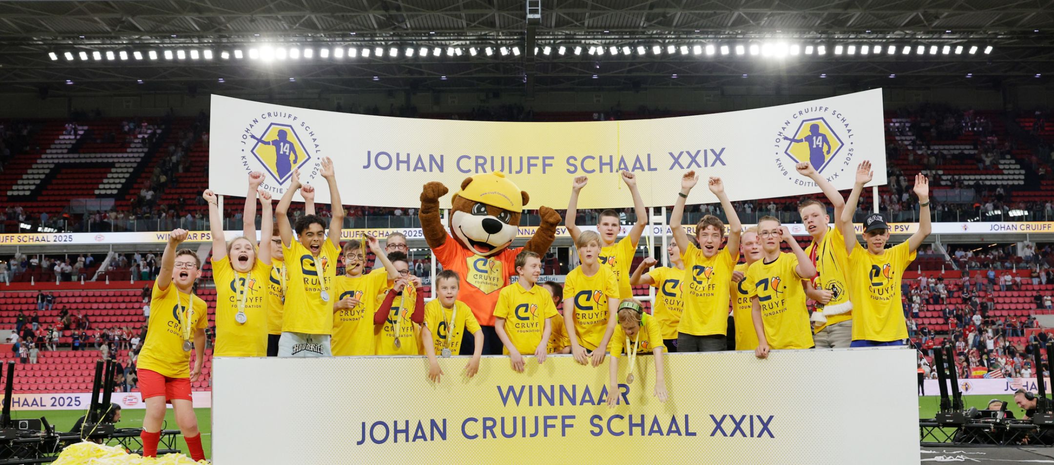 JCF schaal 03 08 25 52